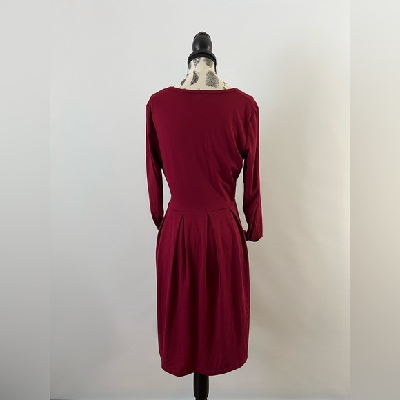 Soft long sleeve pocket dress - Picture 3 of 4